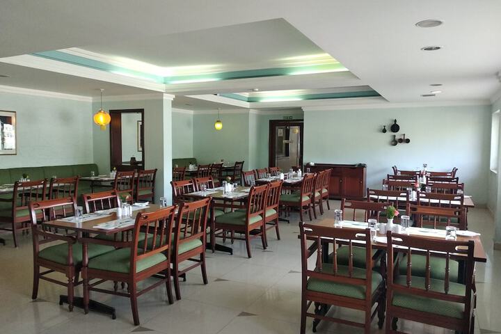 Dining Photos