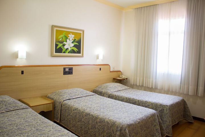 Room 3 of 41