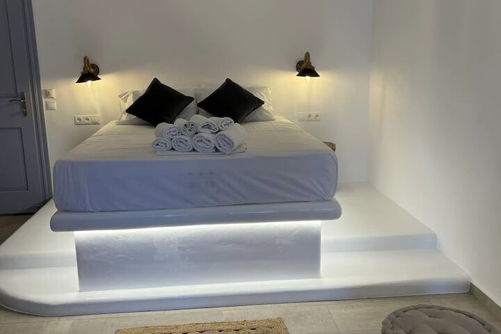 Room 4 of 121