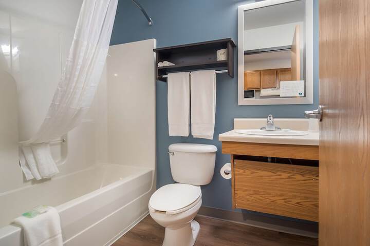 Double Bed Kitchen (7 of 12)