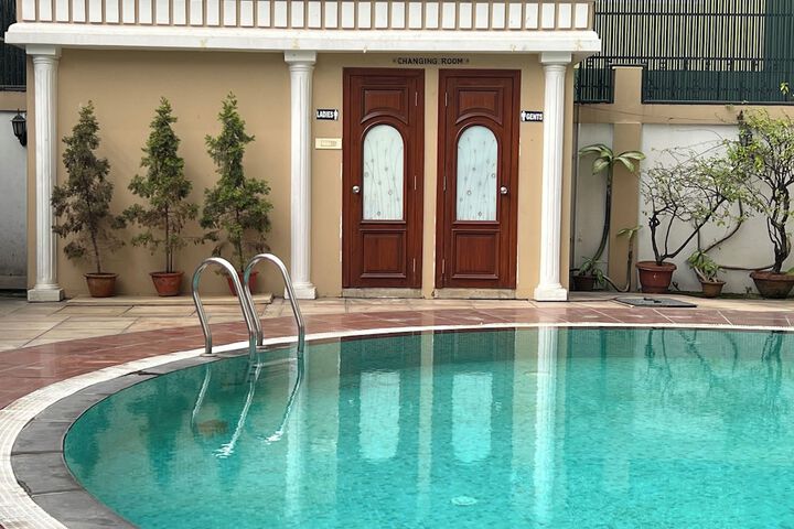 Pool 108 of 164