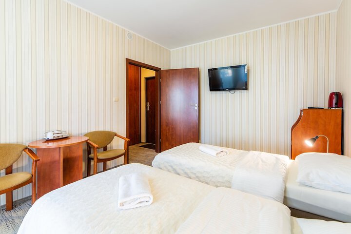 Room 26 of 68