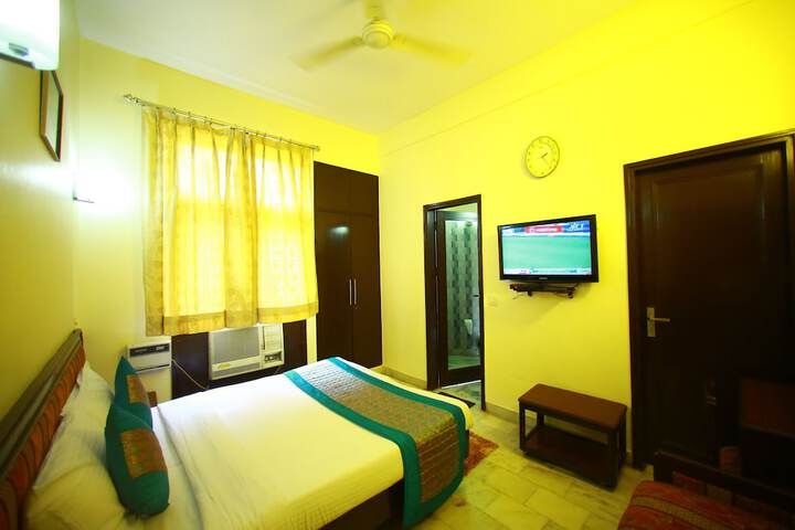Room 16 of 68
