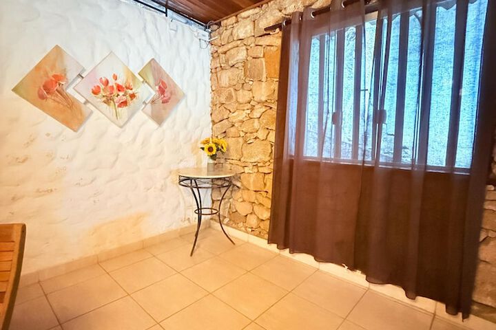 Room 40 of 70
