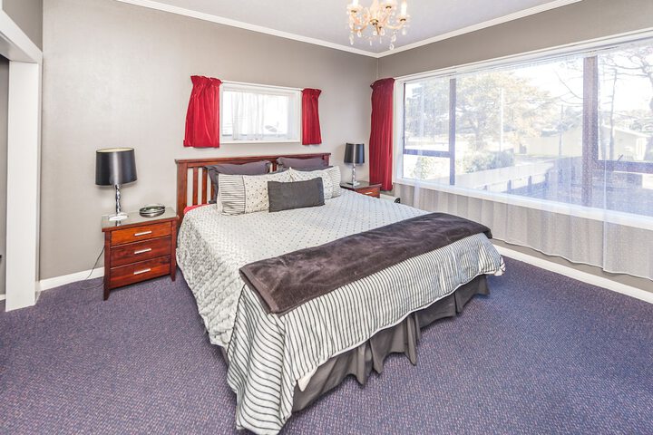 Room 9 of 44