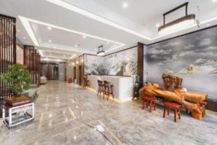 General 2 of 23