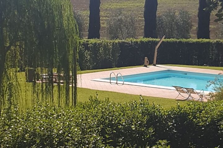 Pool 21 of 48