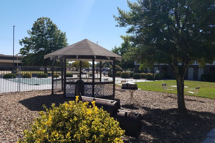 BBQ/picnic area