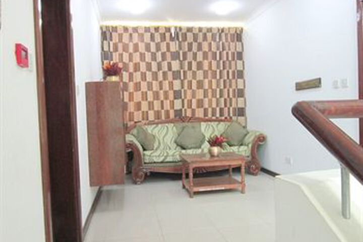 Room 20 of 32