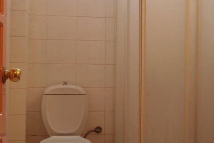 Room 7 of 13