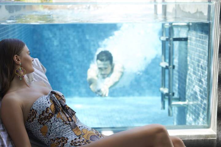 Hotel with Pool