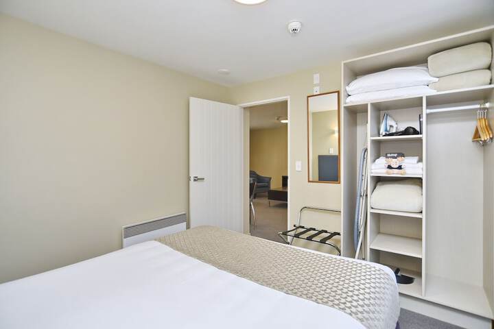 Room 56 of 196