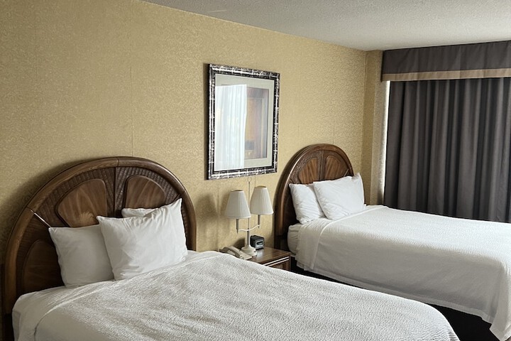 Room 25 of 53