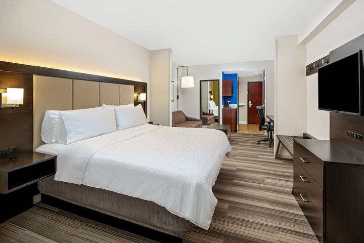 2 Queen Beds (9 of 20)