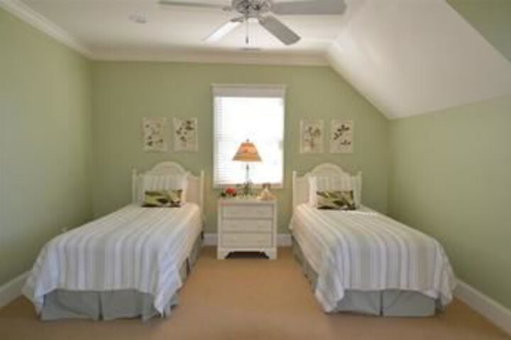 Image of 162 Marsh 5 Br Home by RedAwning