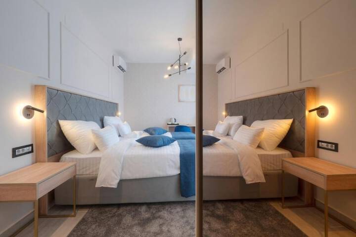 Room 27 of 56