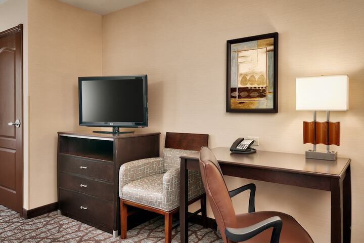 Room 7 of 61