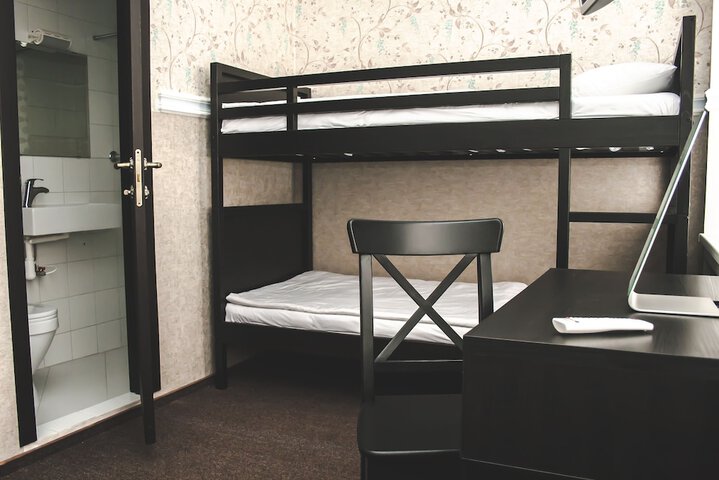 Room 5 of 58
