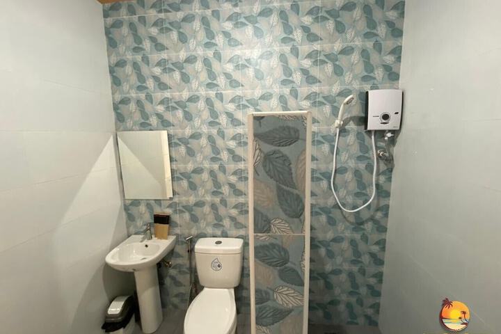 Room 34 of 65