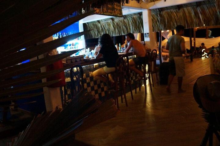 Lounge 45 of 109