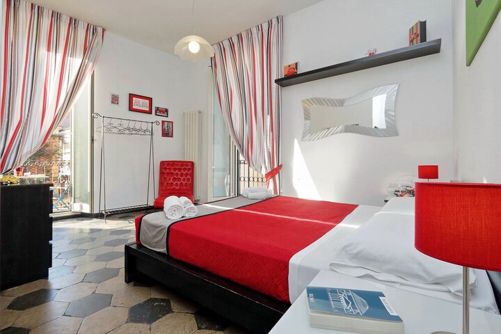 Room 14 of 42