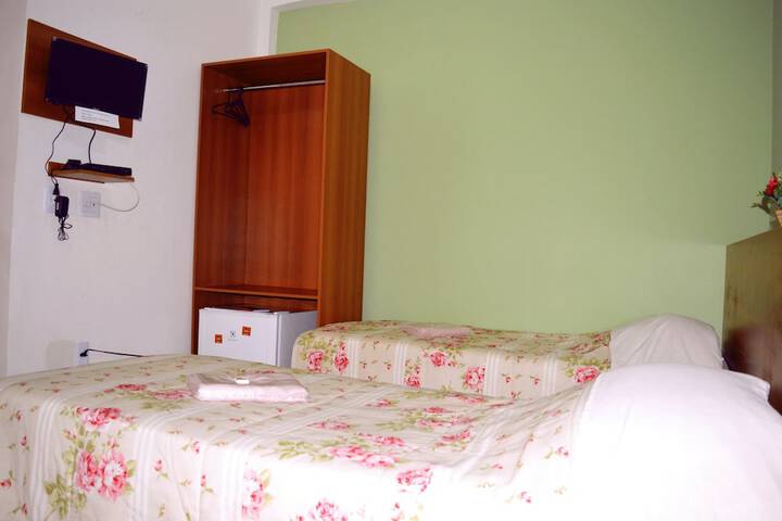 Room 6 of 36