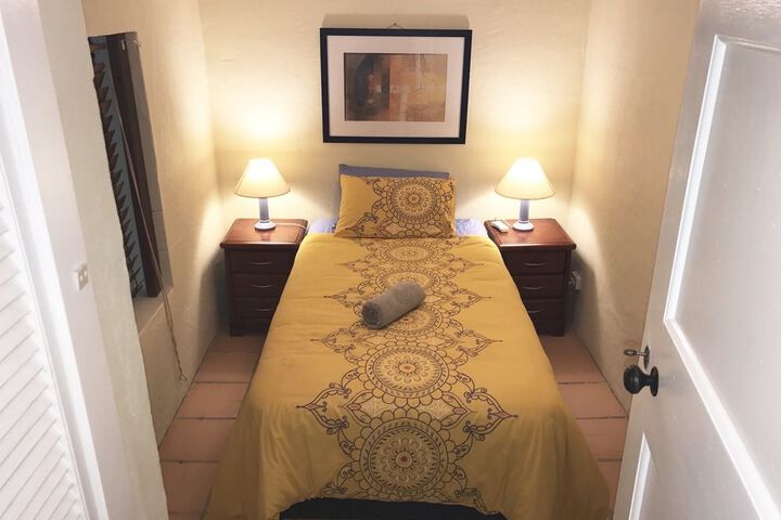 Room 2 of 8