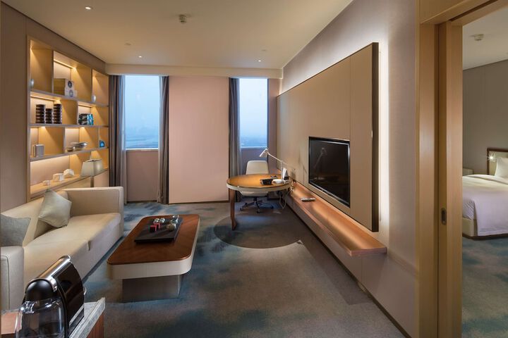 Room 12 of 72