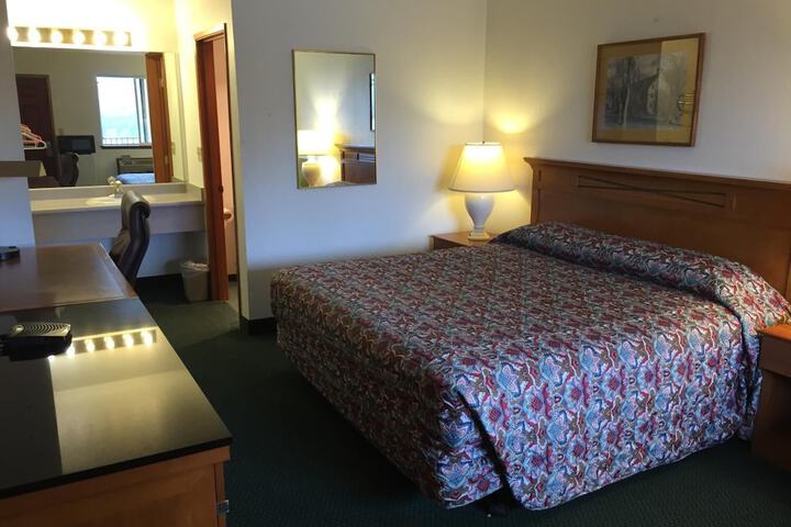 Room 30 of 52
