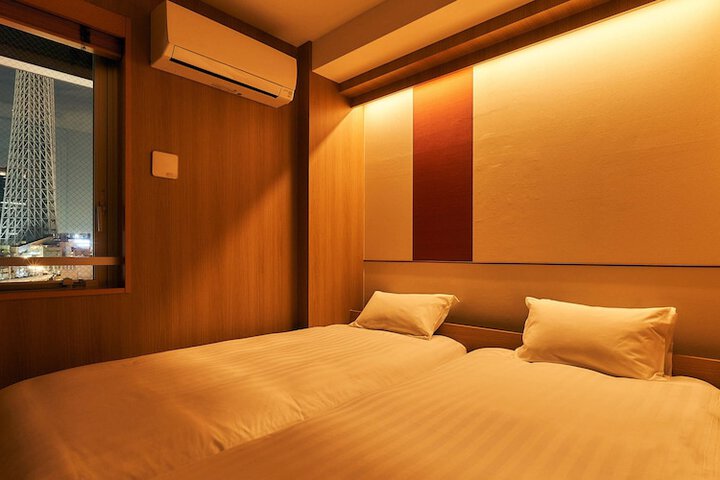 Room 19 of 59