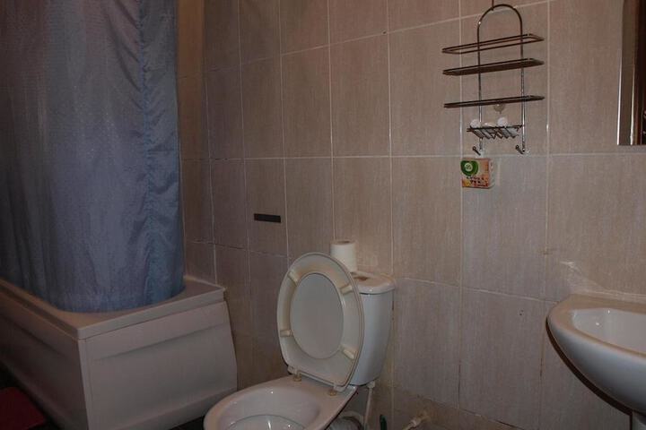 Room 18 of 29