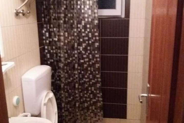 Room 14 of 27