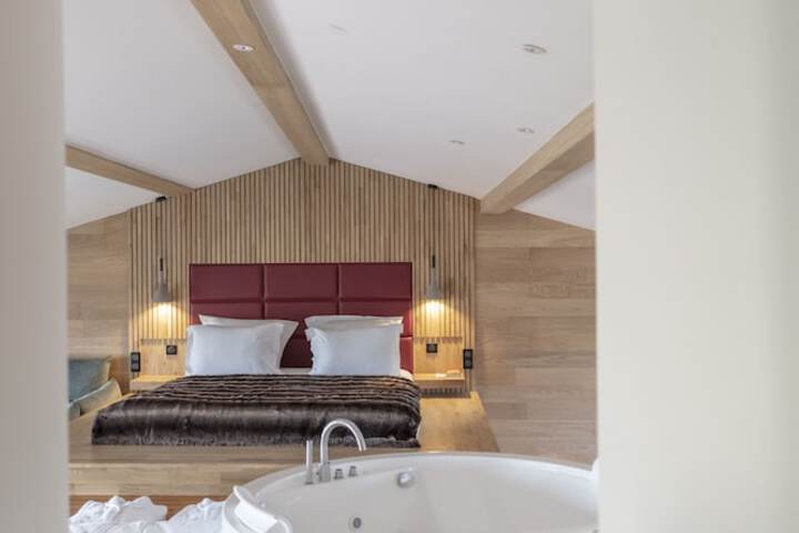 Room 14 of 75