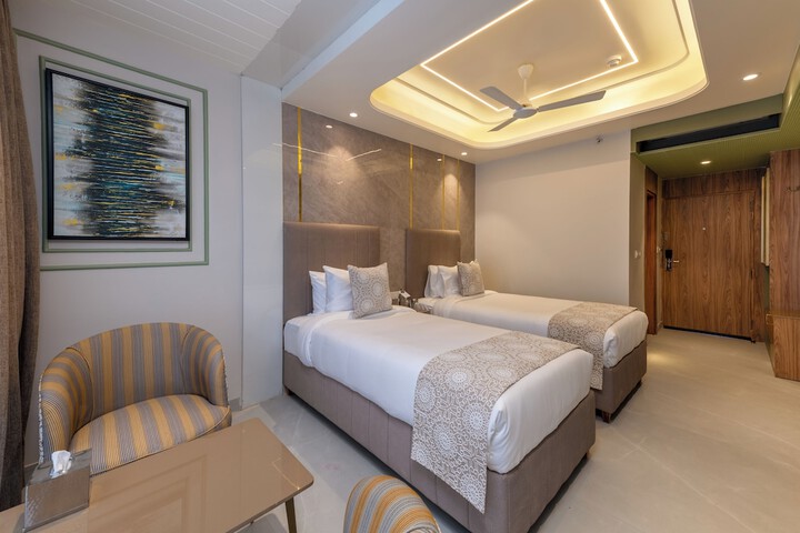 Room 8 of 46