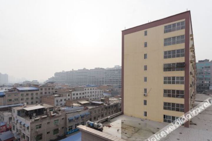 Gaoling Jiatianxia Hotel