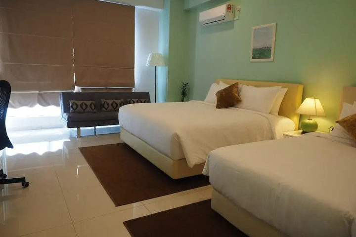 Room 4 of 26
