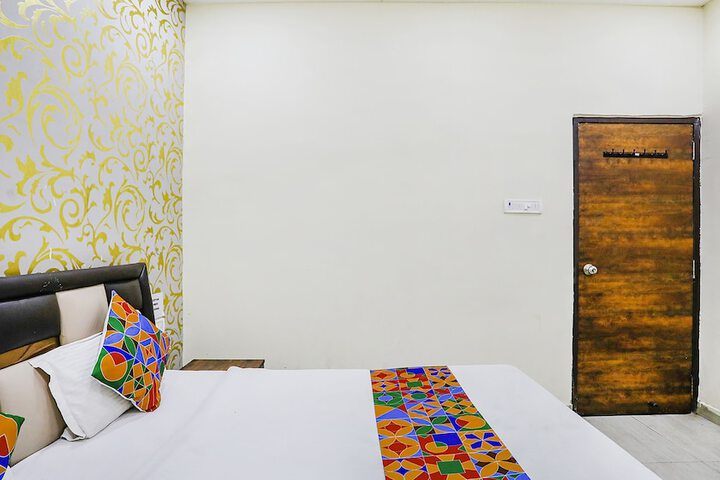 Room 14 of 26