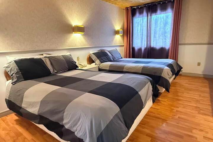 Room 21 of 42