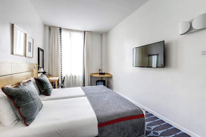 Room 34 of 54