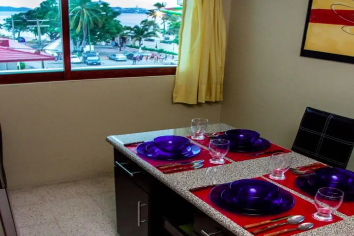 Room 4 of 22
