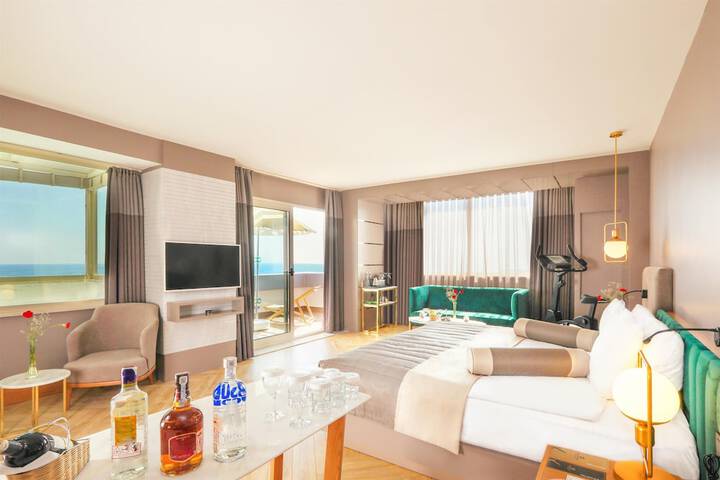 Room 57 of 280