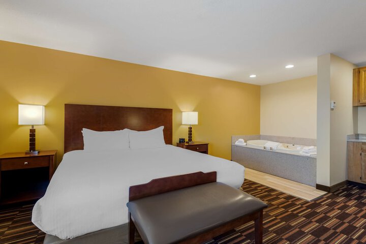 Accessible 1 King Mobility Accessible Bathtub Grab Bar Full Breakfast (6 of 13)