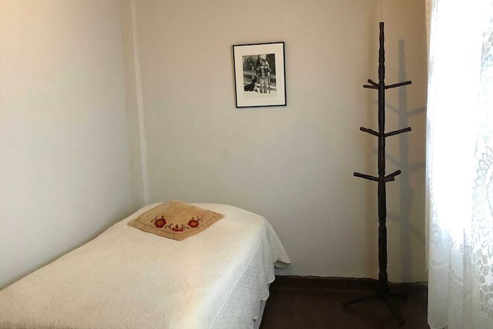 Room 8 of 223