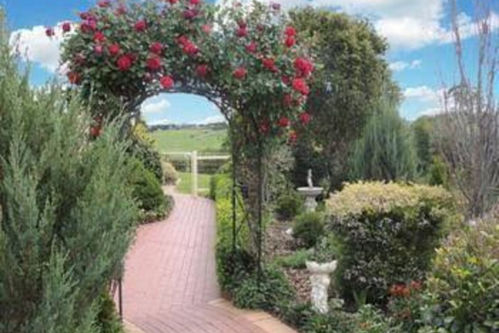 Hotel Exterior 19 of 23