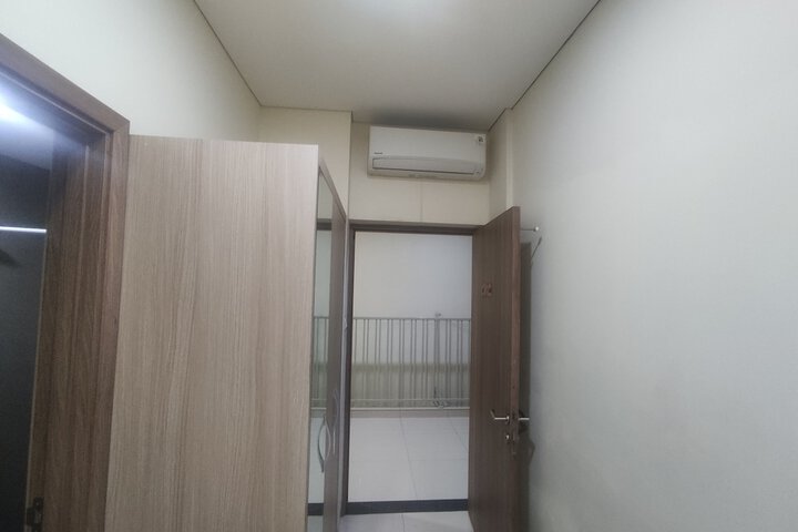 Room 10 of 44