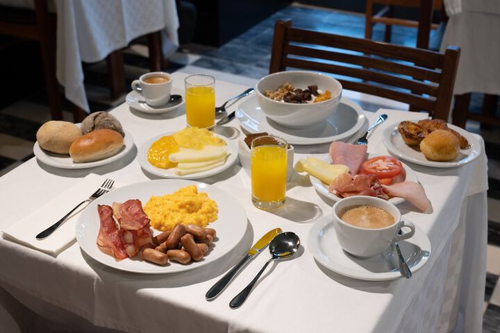 Breakfast/Coffee Service 28 of 48