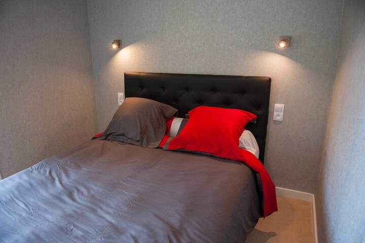 Room 14 of 46