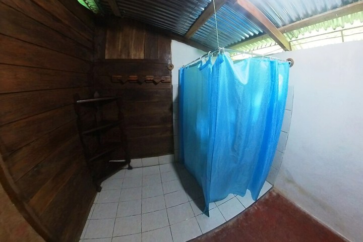 Room 32 of 93