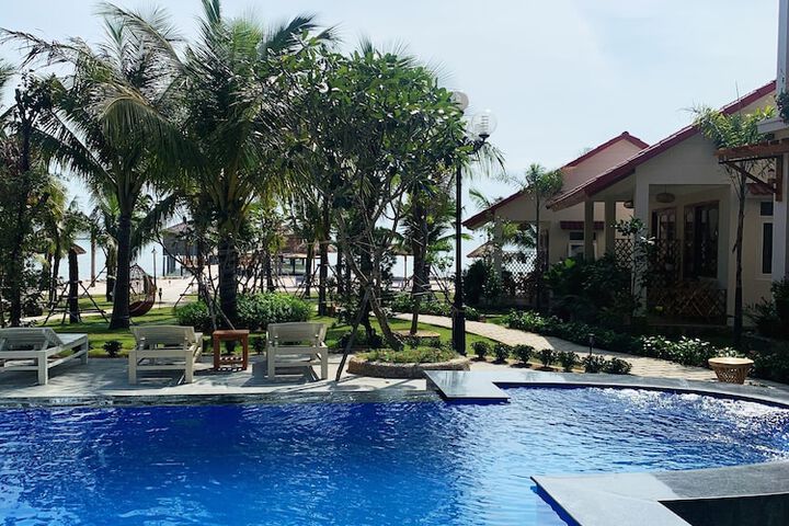 Pool 27 of 62