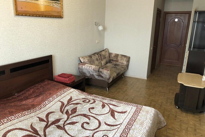 Room 19 of 65